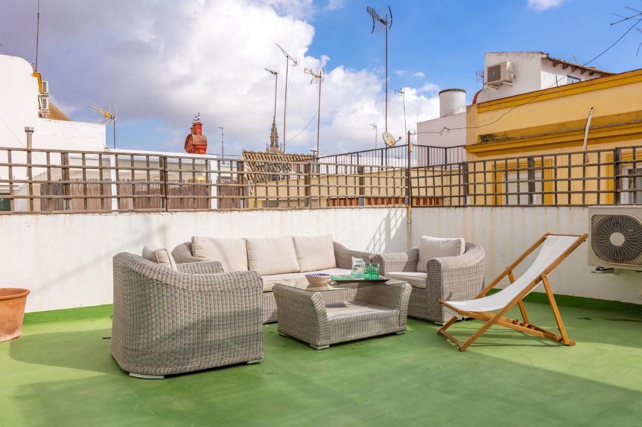 塞维利亚Champion Duplex Terrace And Garage Old Town 6 Pax公寓 外观 照片